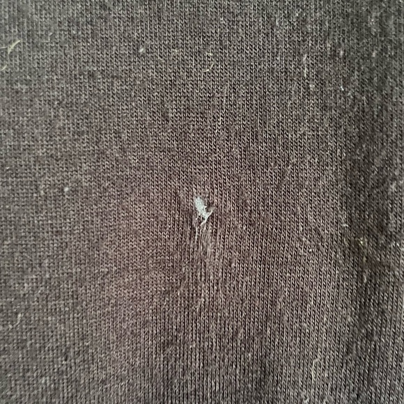 Black Soft  & Flowy Short Sleeve T-shirt Top - Picture 5 of 5